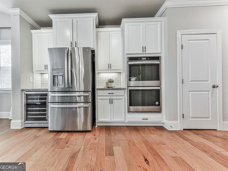 433 Parkbrook Way Property Photo 14
