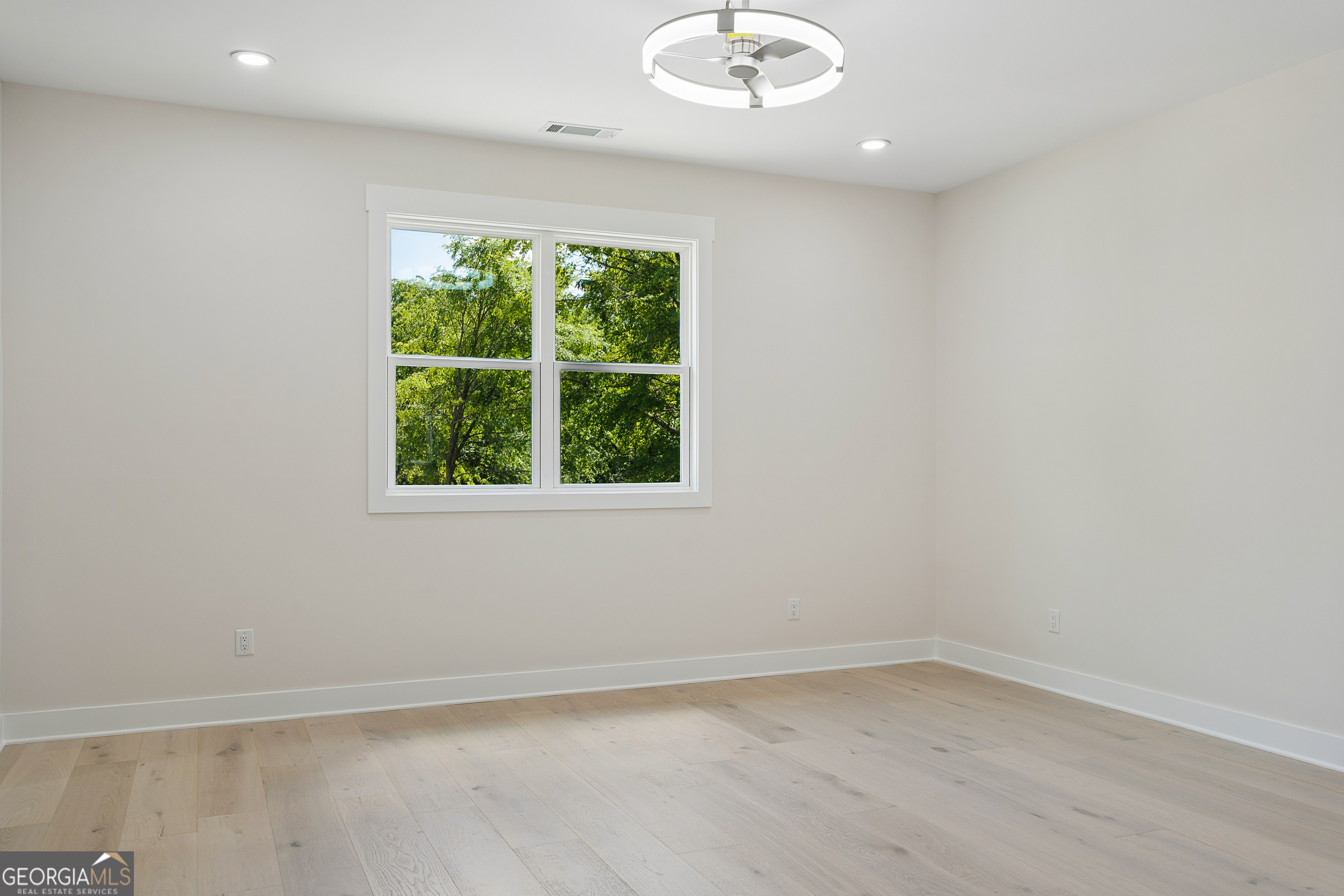 1035 Auburn Road Property Photo 40