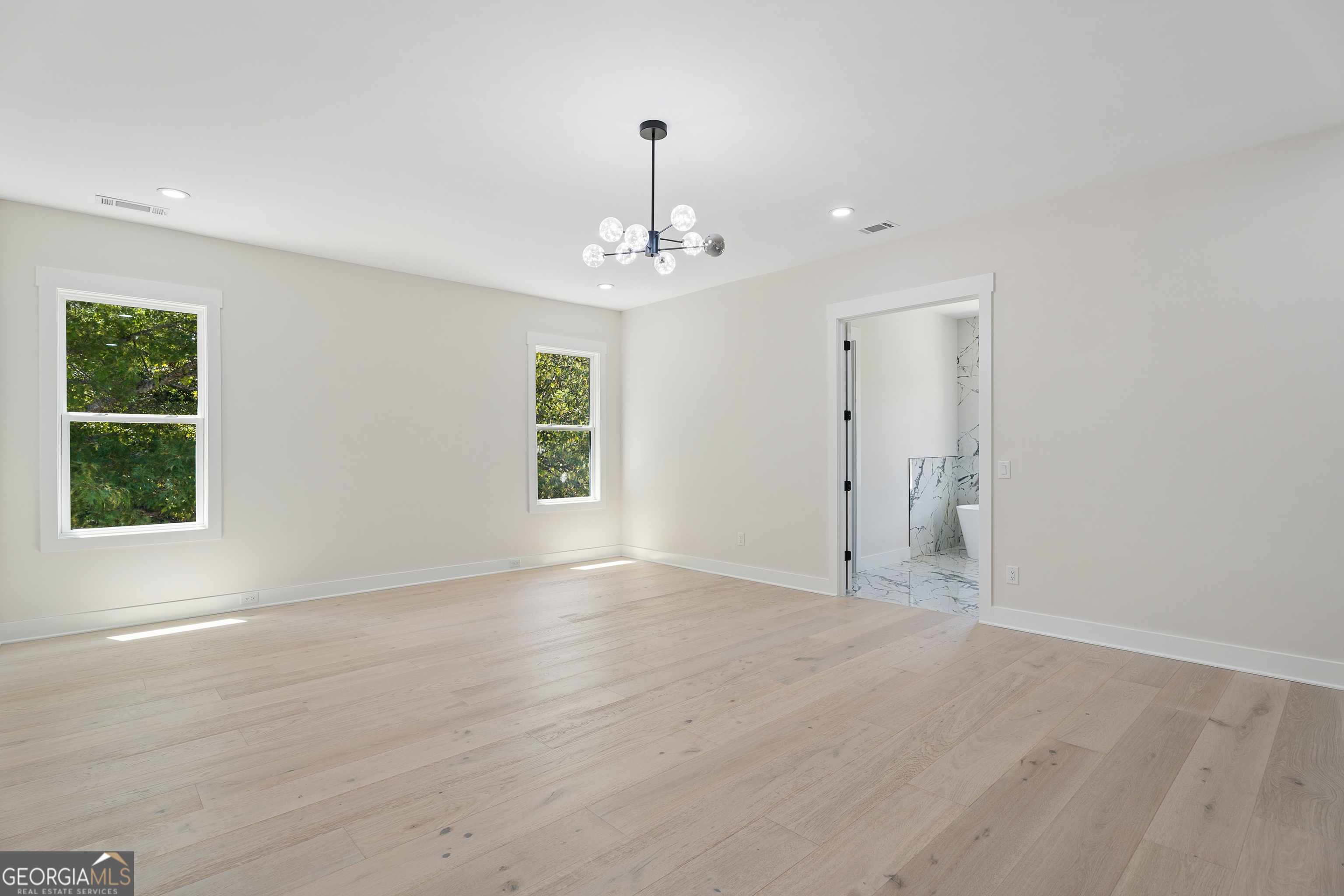 1035 Auburn Road Property Photo 44