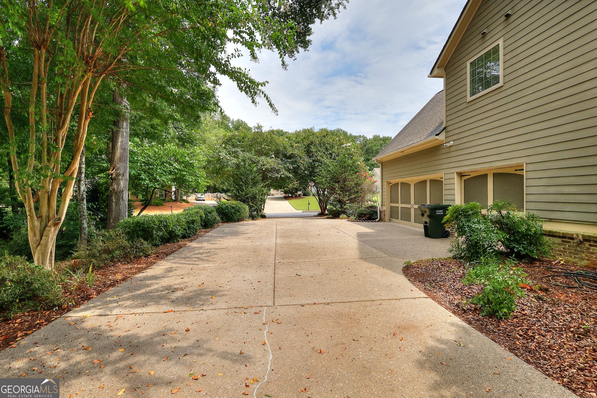 1718 Lakeland Lane Property Photo 10