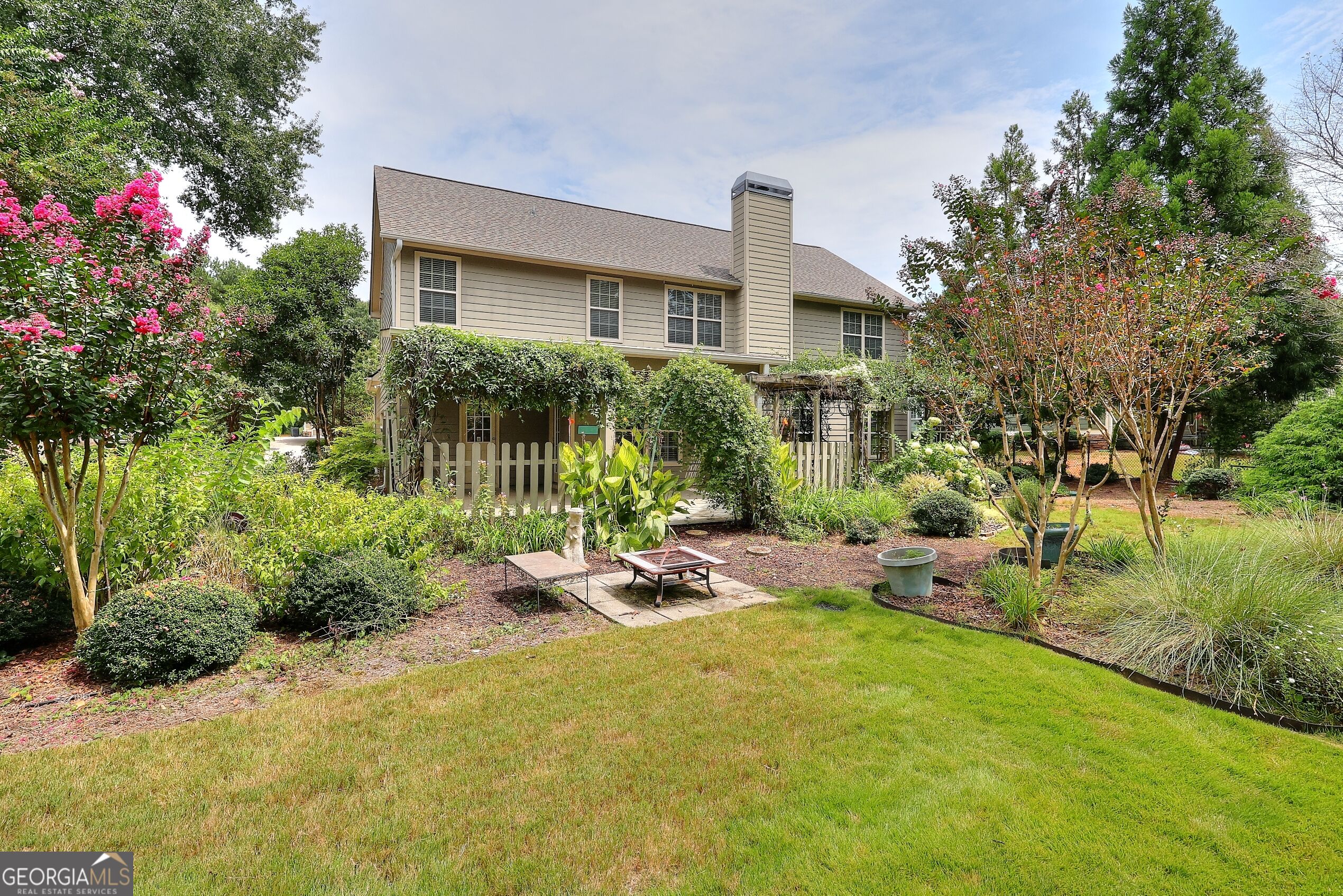 1718 Lakeland Lane Property Photo 12