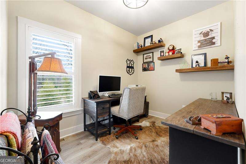 354 Clarendon Court Se Property Photo 22