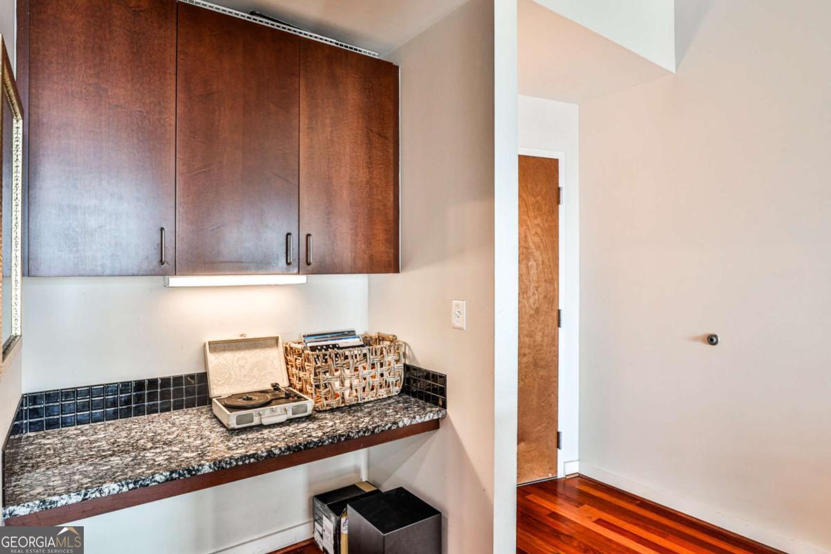 250 Pharr Road # 712 Property Photo 27