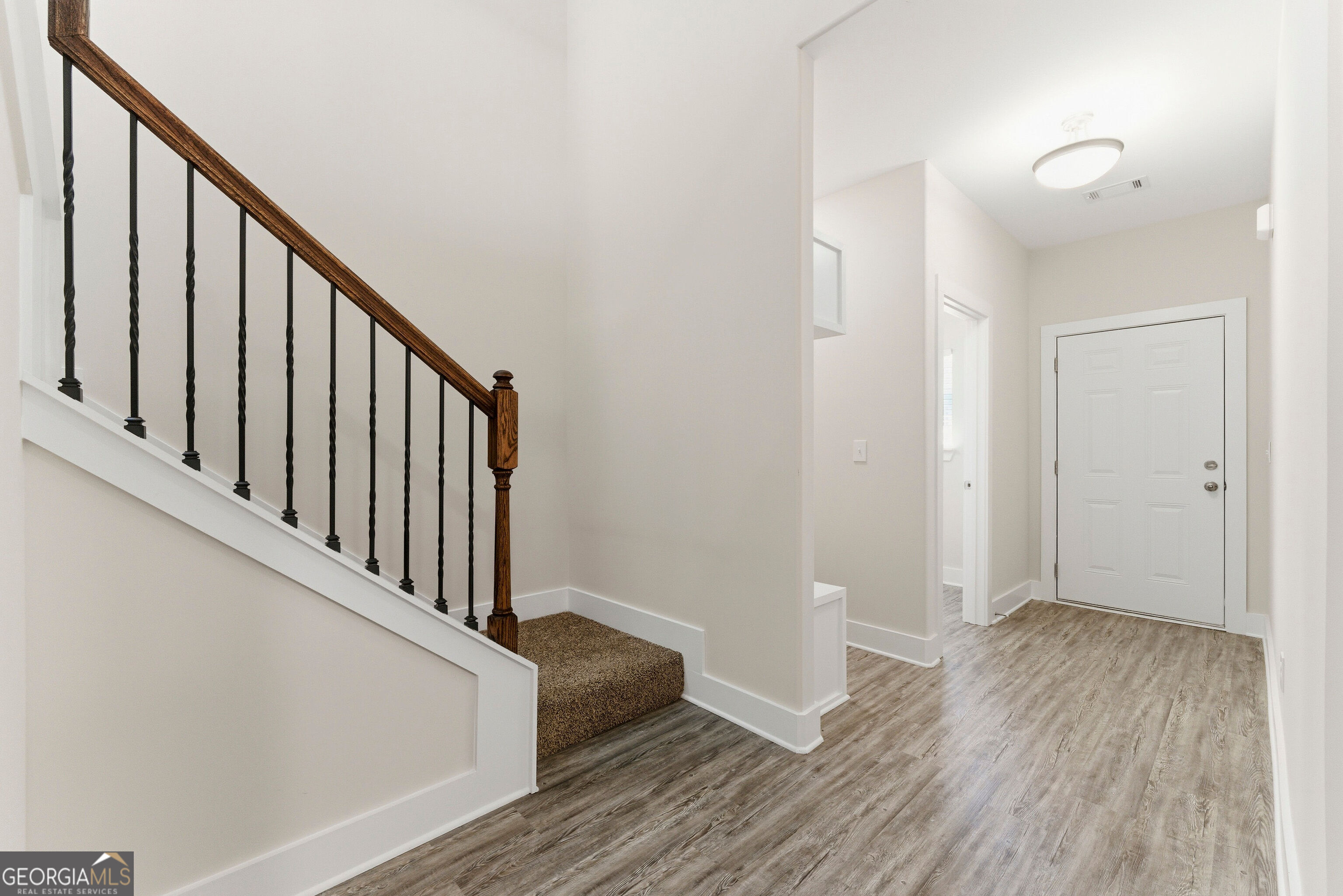 11157 Cornerstone Way Property Photo 3