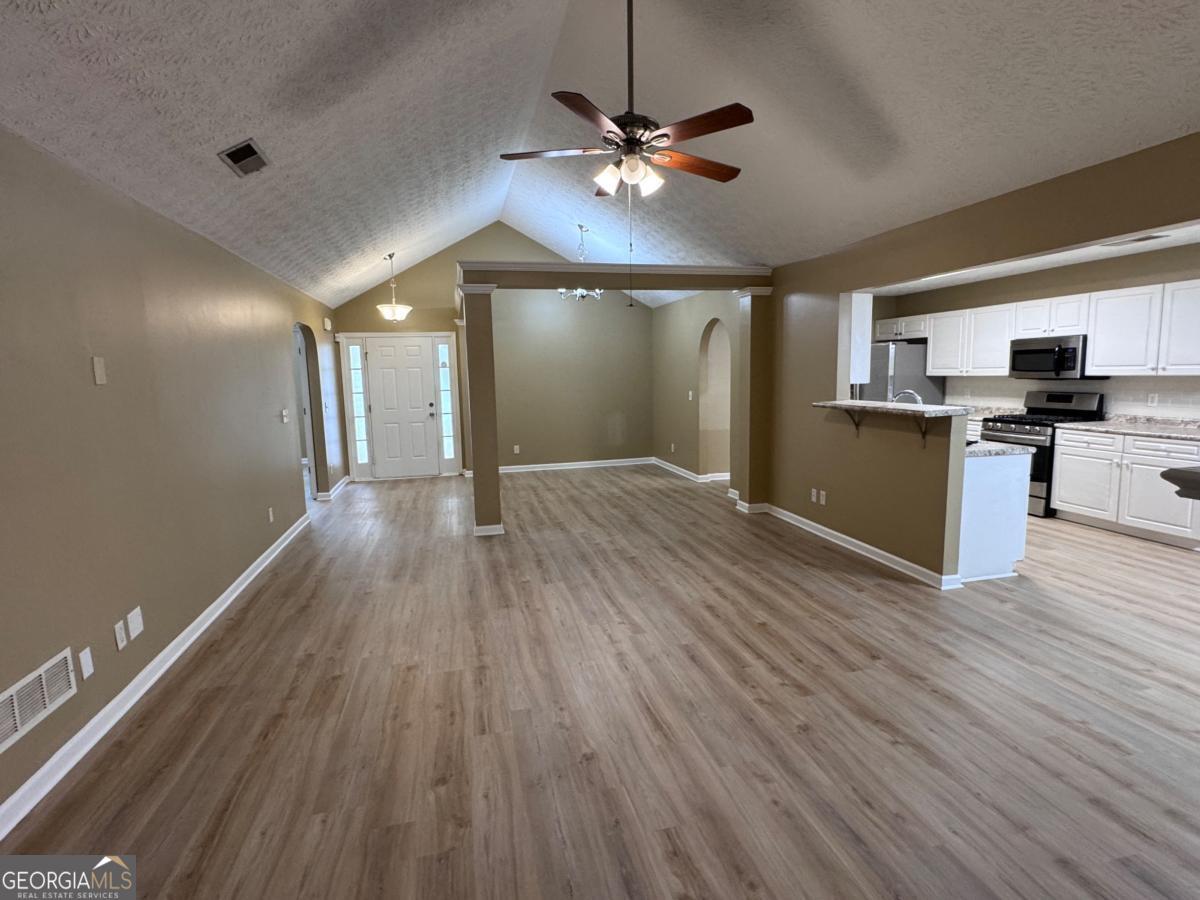 223 Christopher Drive Property Photo 4
