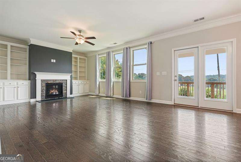 522 Rosemont Avenue Property Photo 2