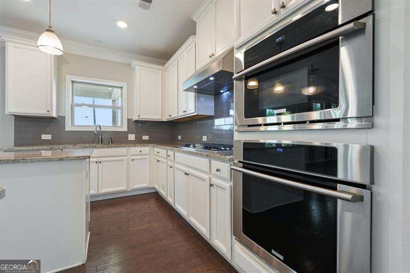 522 Rosemont Avenue Property Photo 10