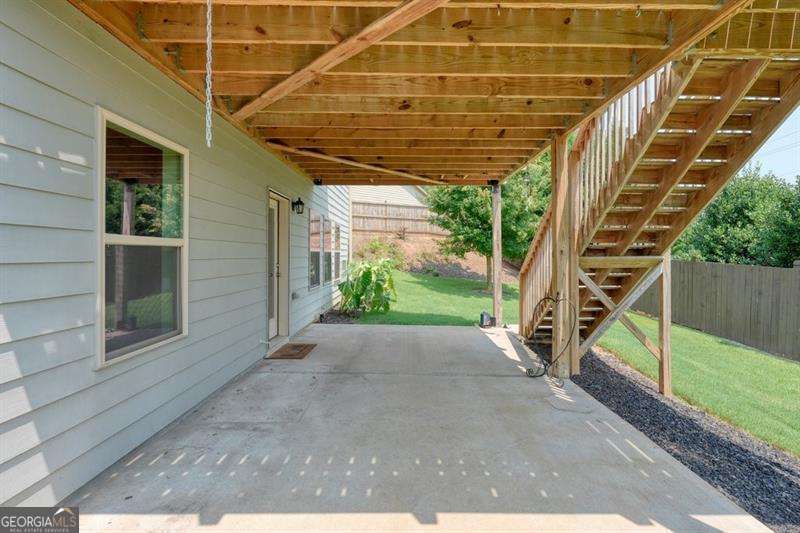 522 Rosemont Avenue Property Photo 35