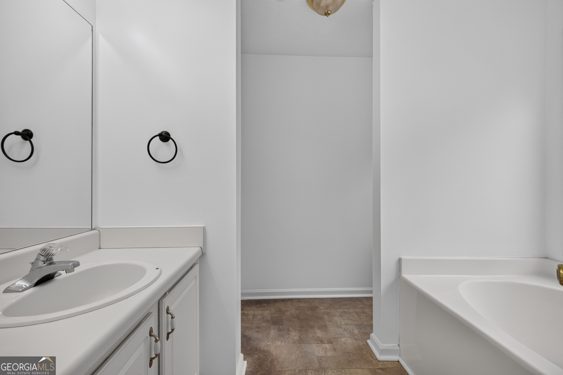 424 Southern Hills Drive Property Photo 19