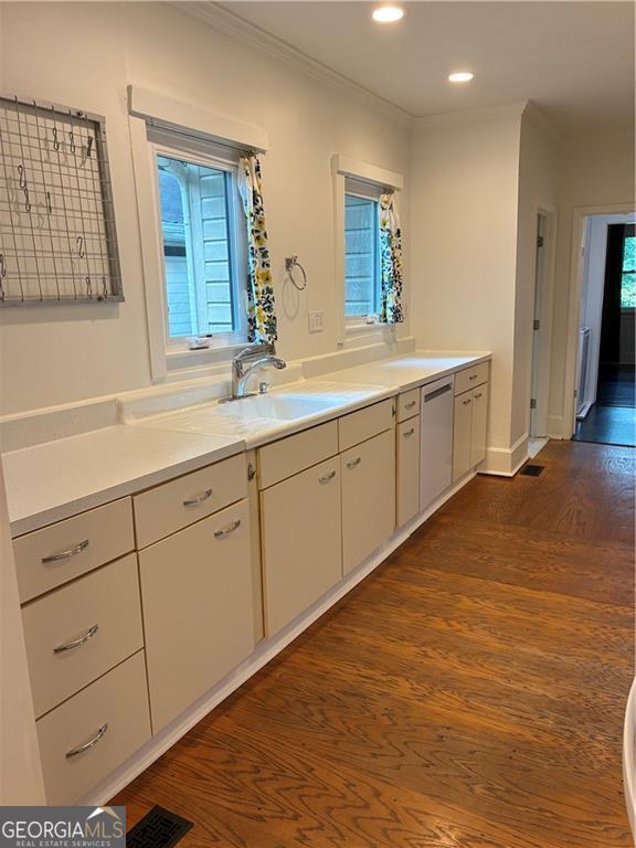 1088 Sanders Avenue Se Property Photo 9