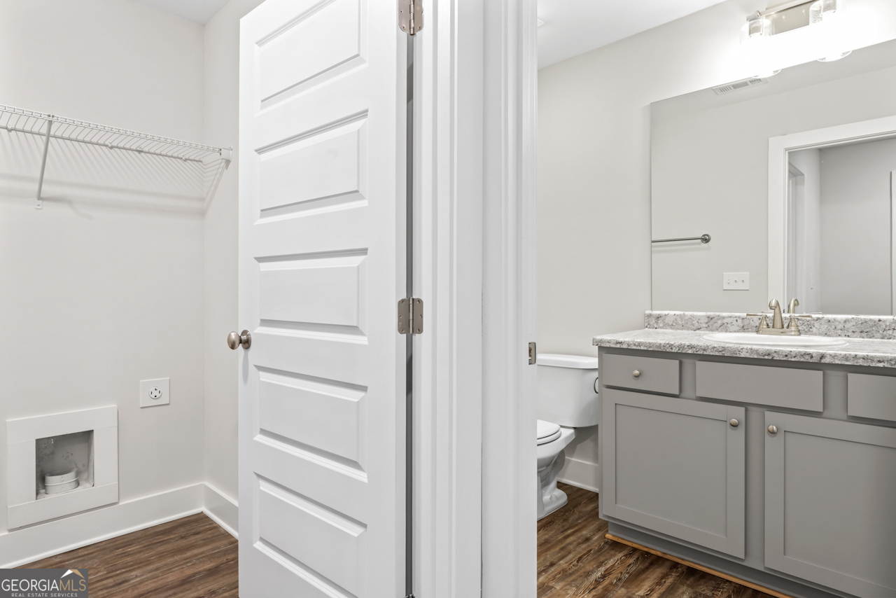11153 Cornerstone Way Property Photo 28