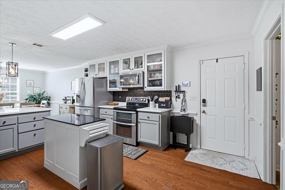 2214 S Walkers Mill Road Property Photo 14