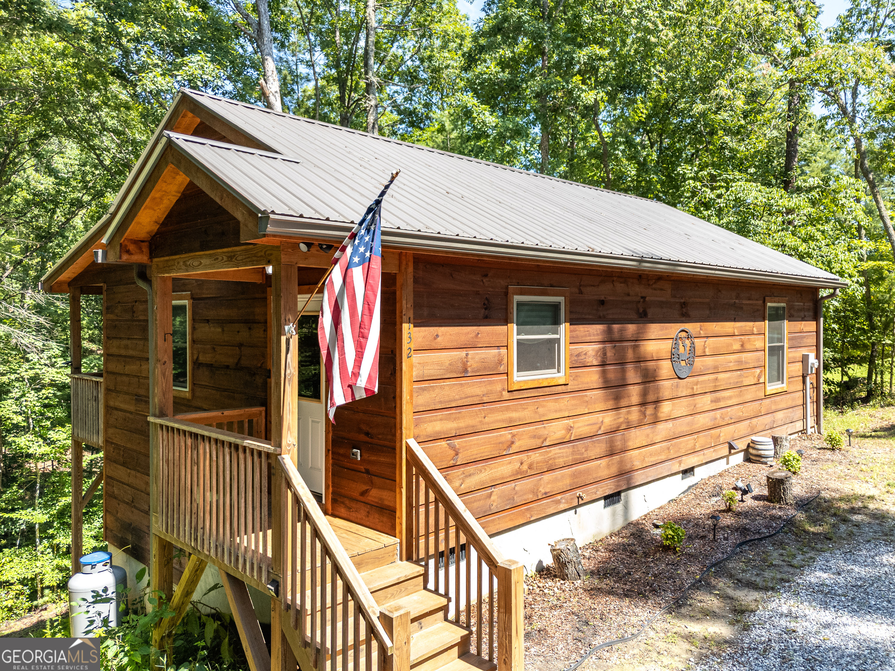 132 Lanes Way Property Photo 3