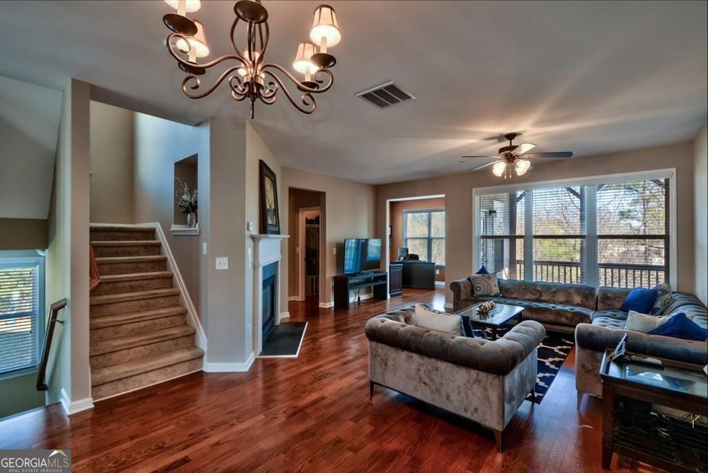 6135 Indian Wood Circle Se Property Photo 7