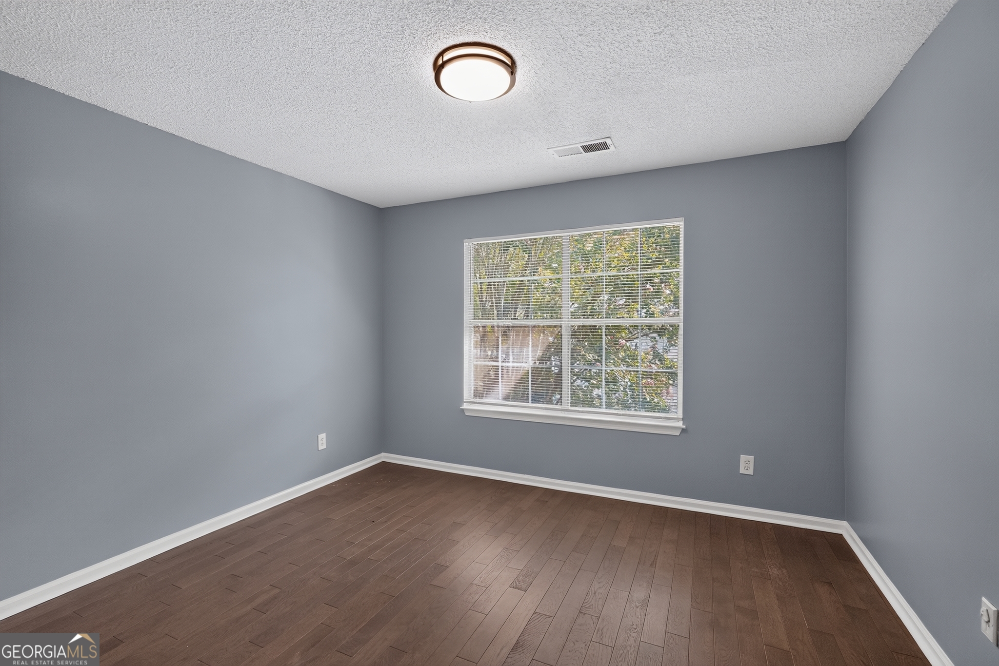 1024 Wiltshire Way Property Photo 16