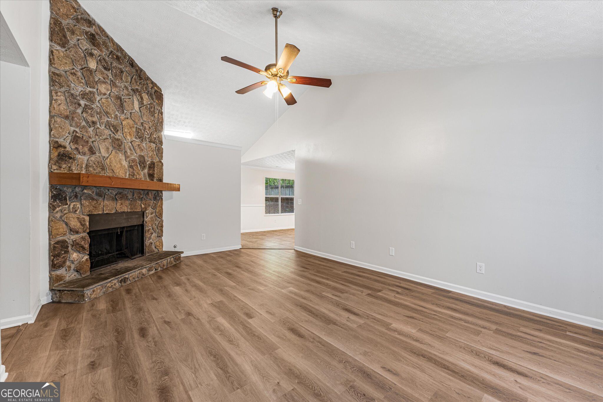 270 Belmont Trail Property Photo 4