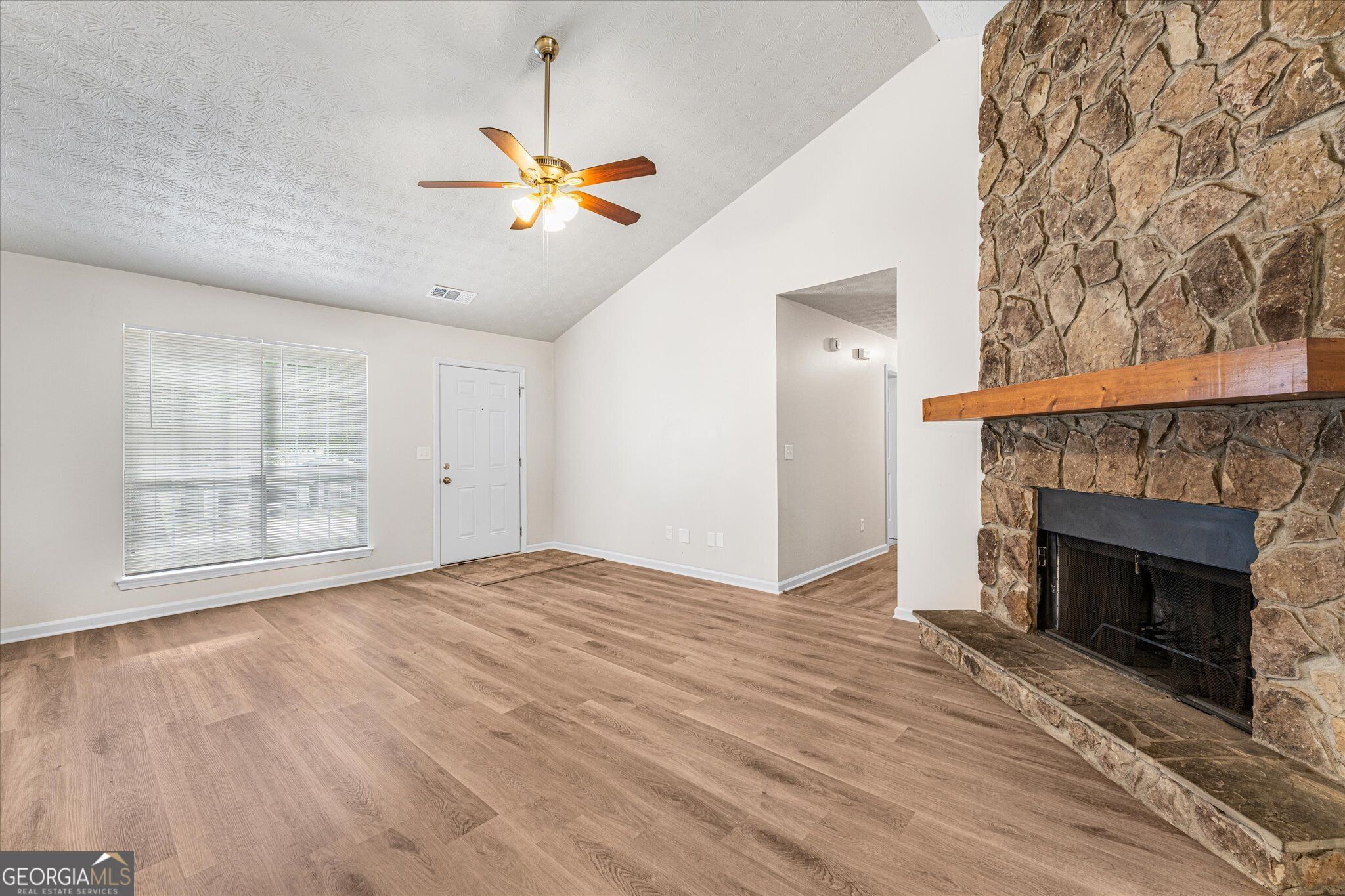 270 Belmont Trail Property Photo 6