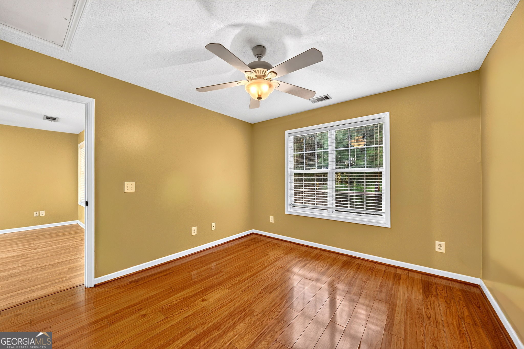 744 W Vincent Drive Property Photo 22