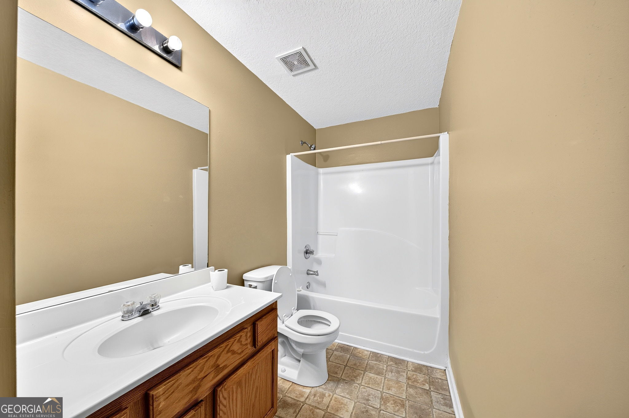 744 W Vincent Drive Property Photo 24