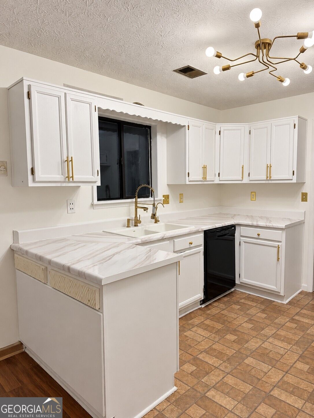 715 Babbling Creek Place Property Photo 18