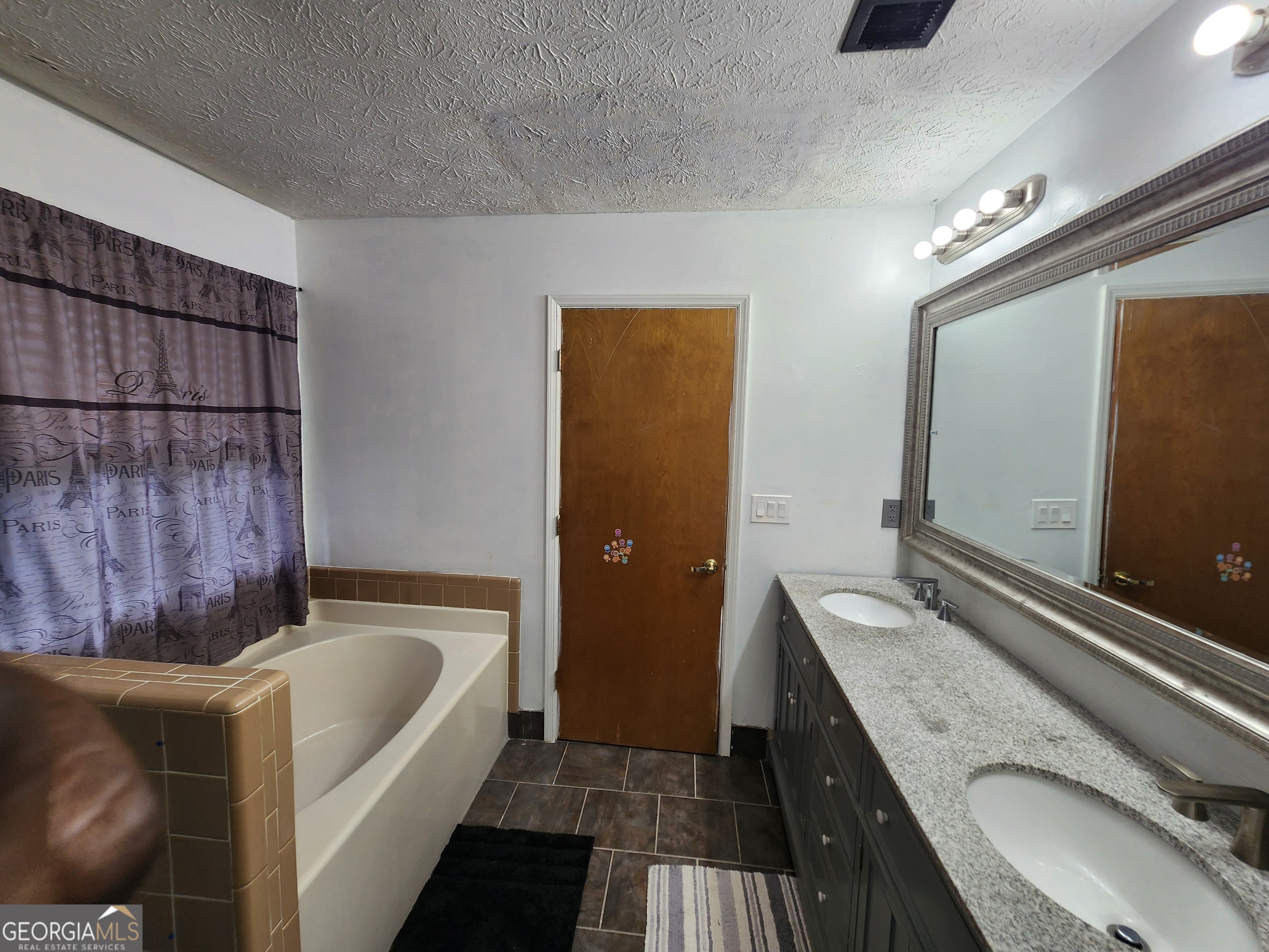 715 Babbling Creek Place Property Photo 23
