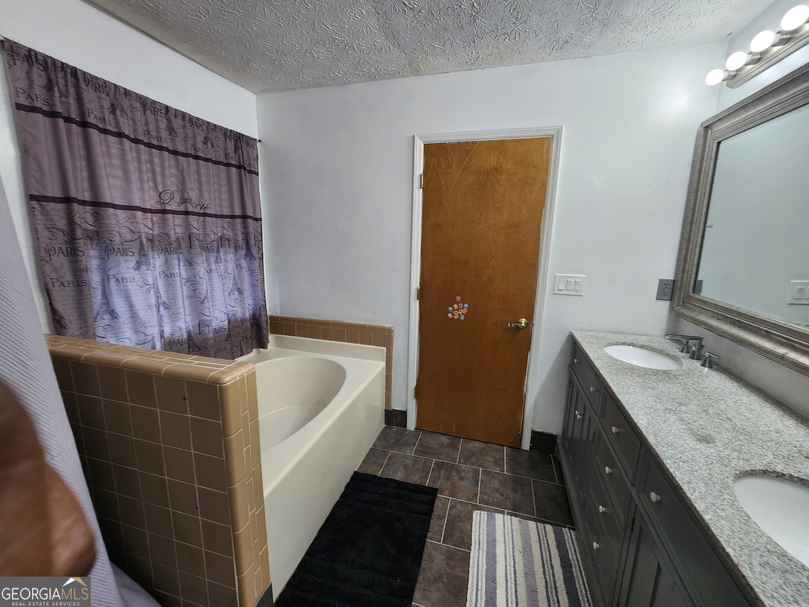 715 Babbling Creek Place Property Photo 25