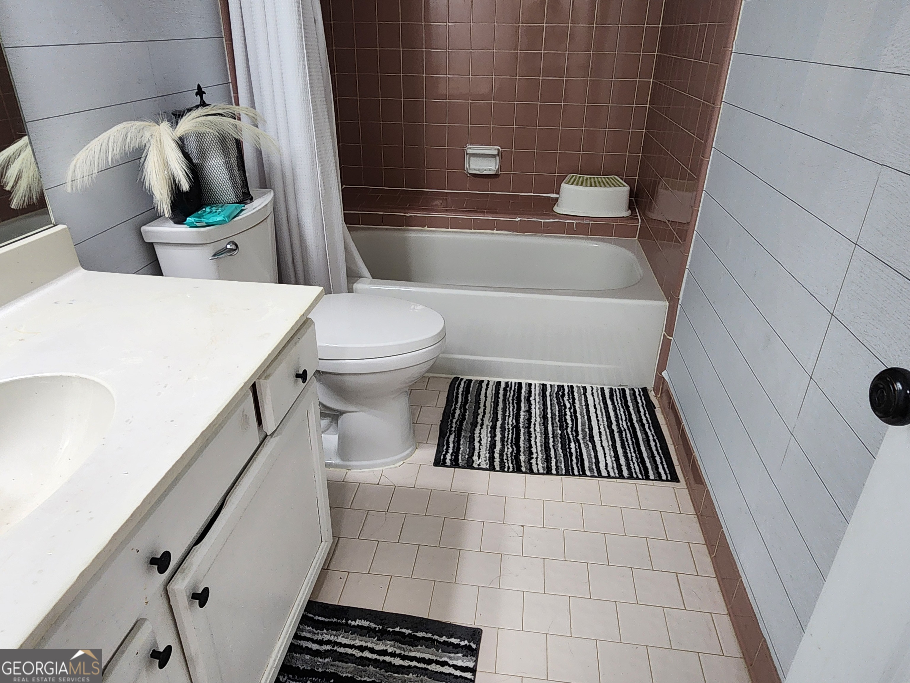 715 Babbling Creek Place Property Photo 31