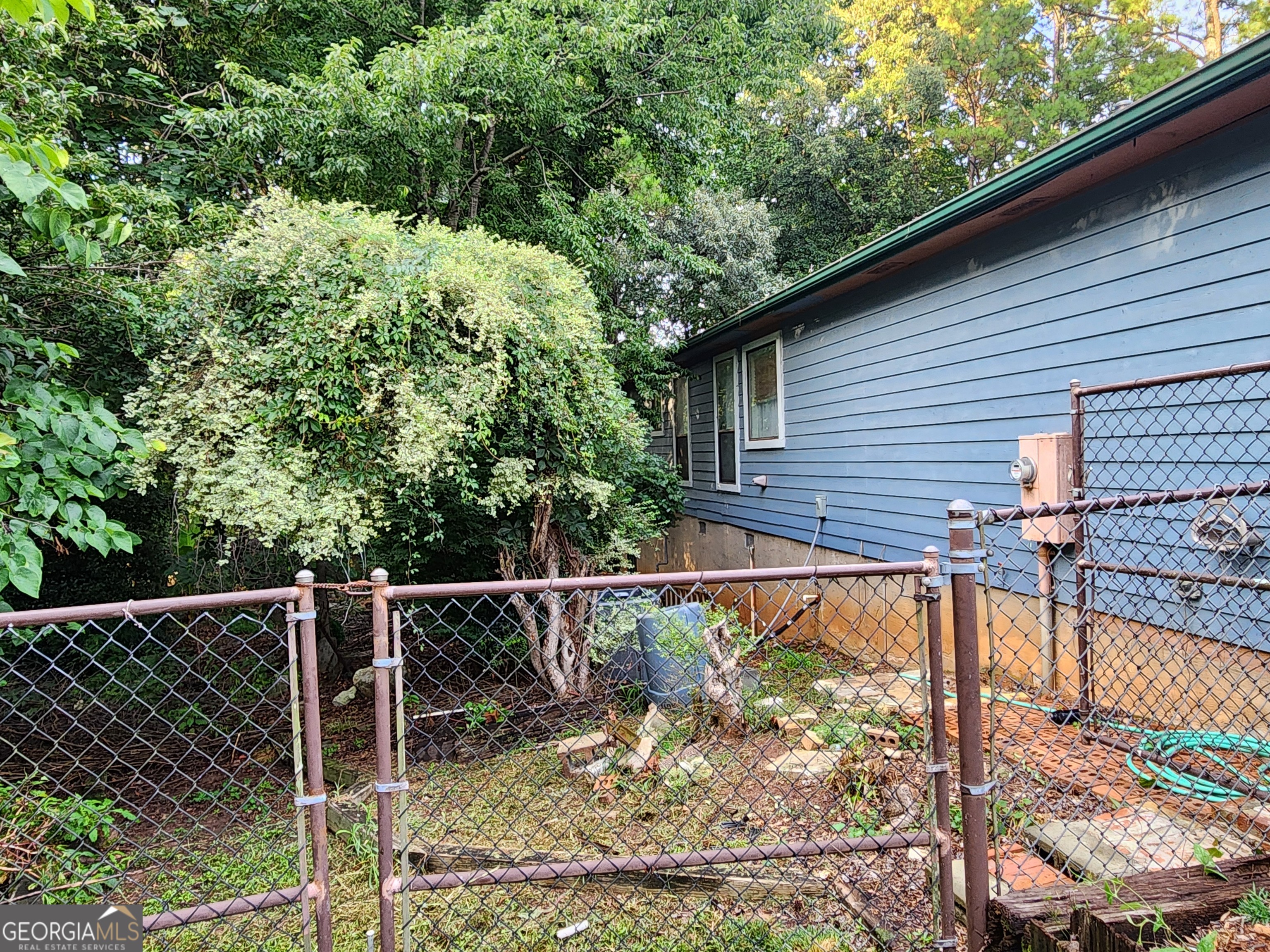 715 Babbling Creek Place Property Photo 38