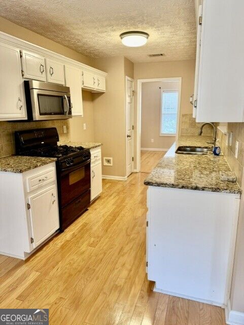 4 Hillstone Way Property Photo 14