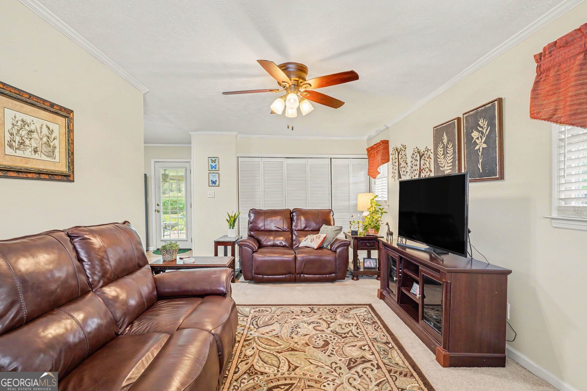 4074 Newnan Road Property Photo 5