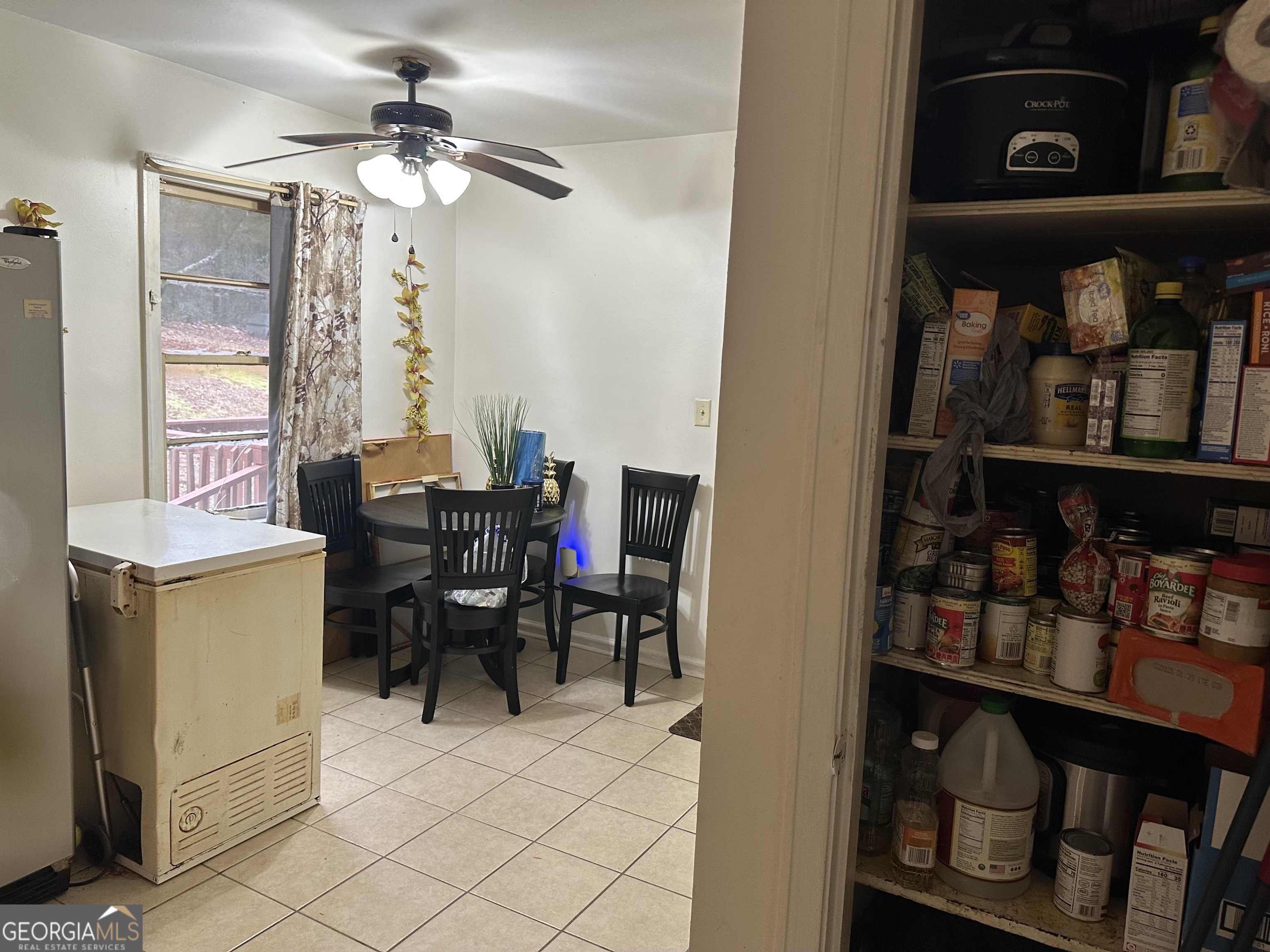 3942 Commander Drive Property Photo 11