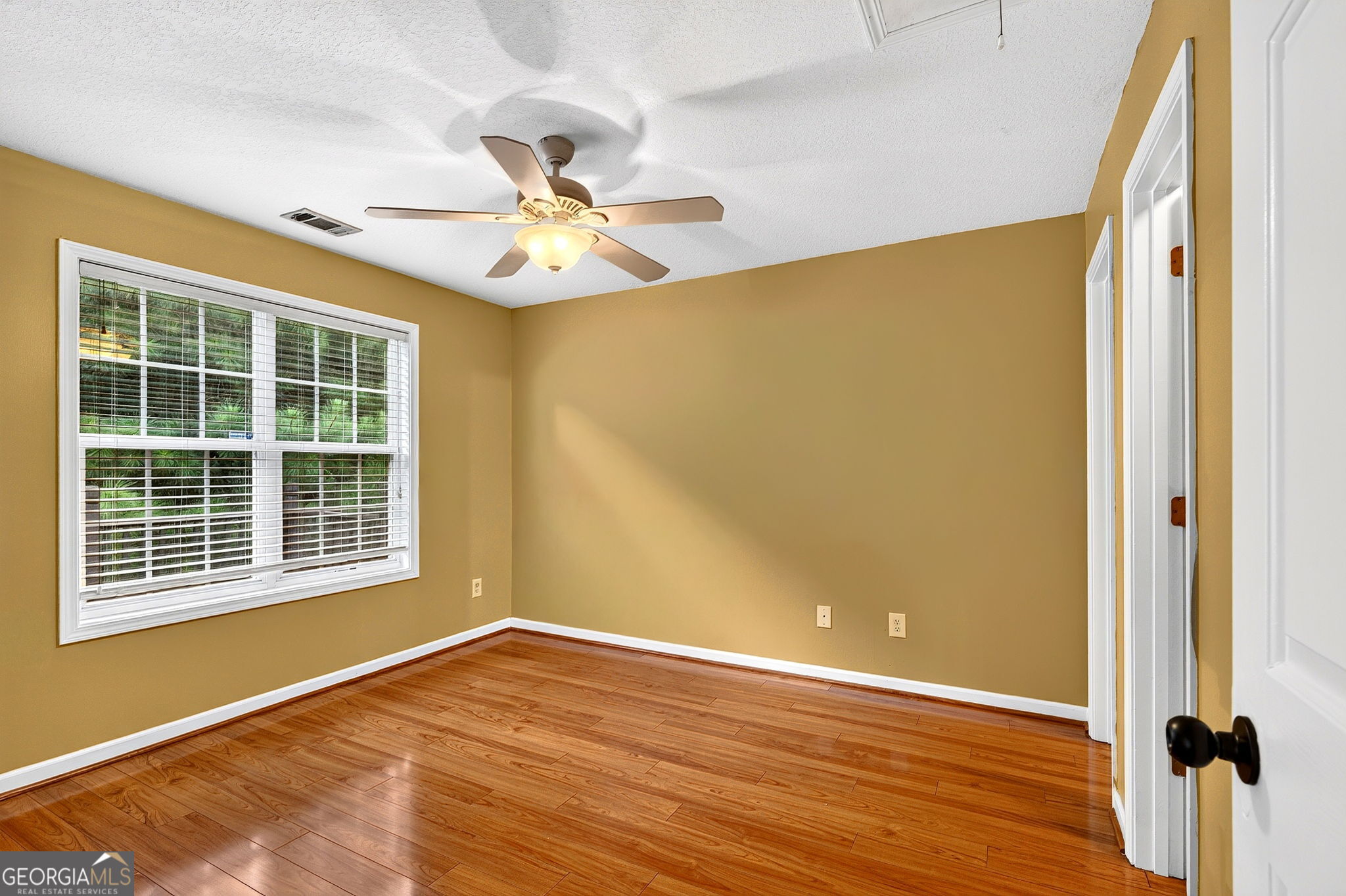 744 W Vincent Drive Property Photo 21