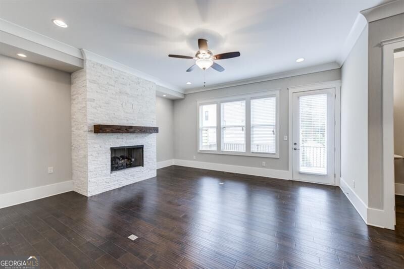 4304 Walsh Drive Property Photo 13