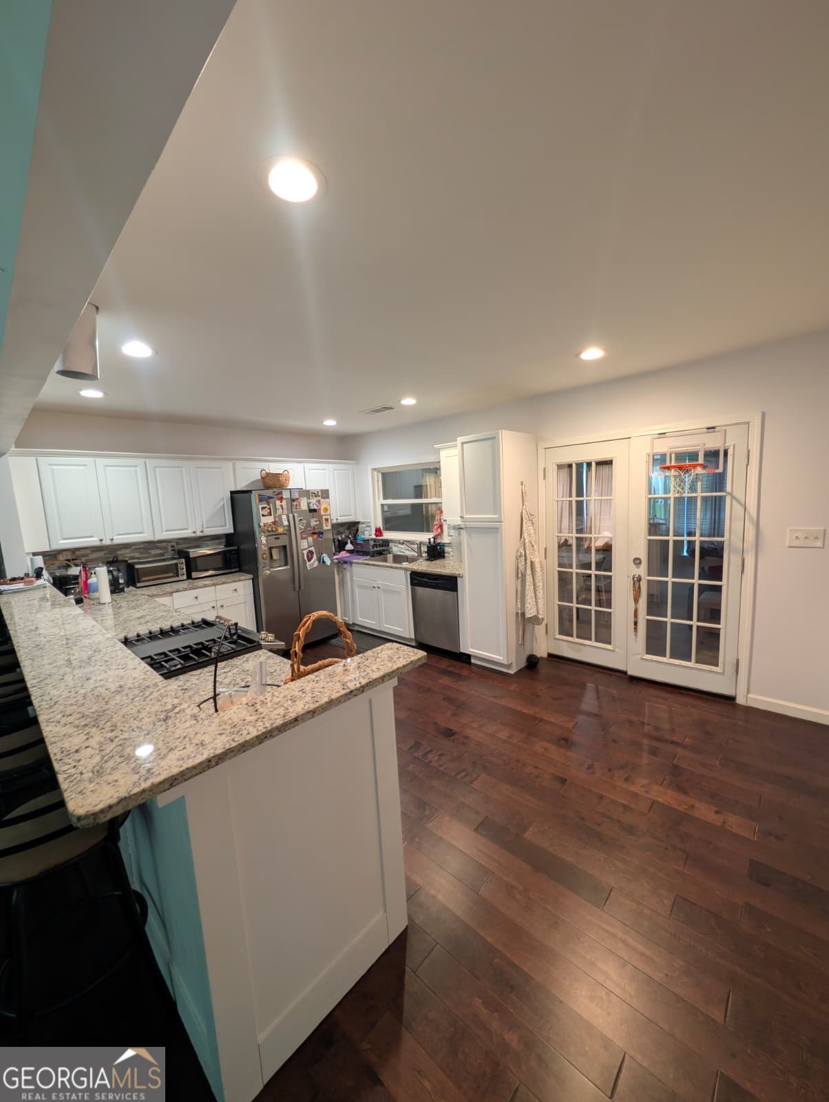 3221 Bobolink Drive Property Photo 3