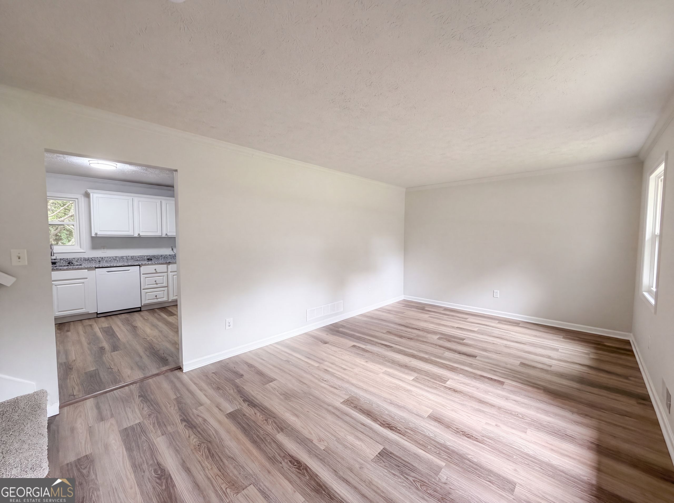 3691 Lavilla Drive Property Photo 3