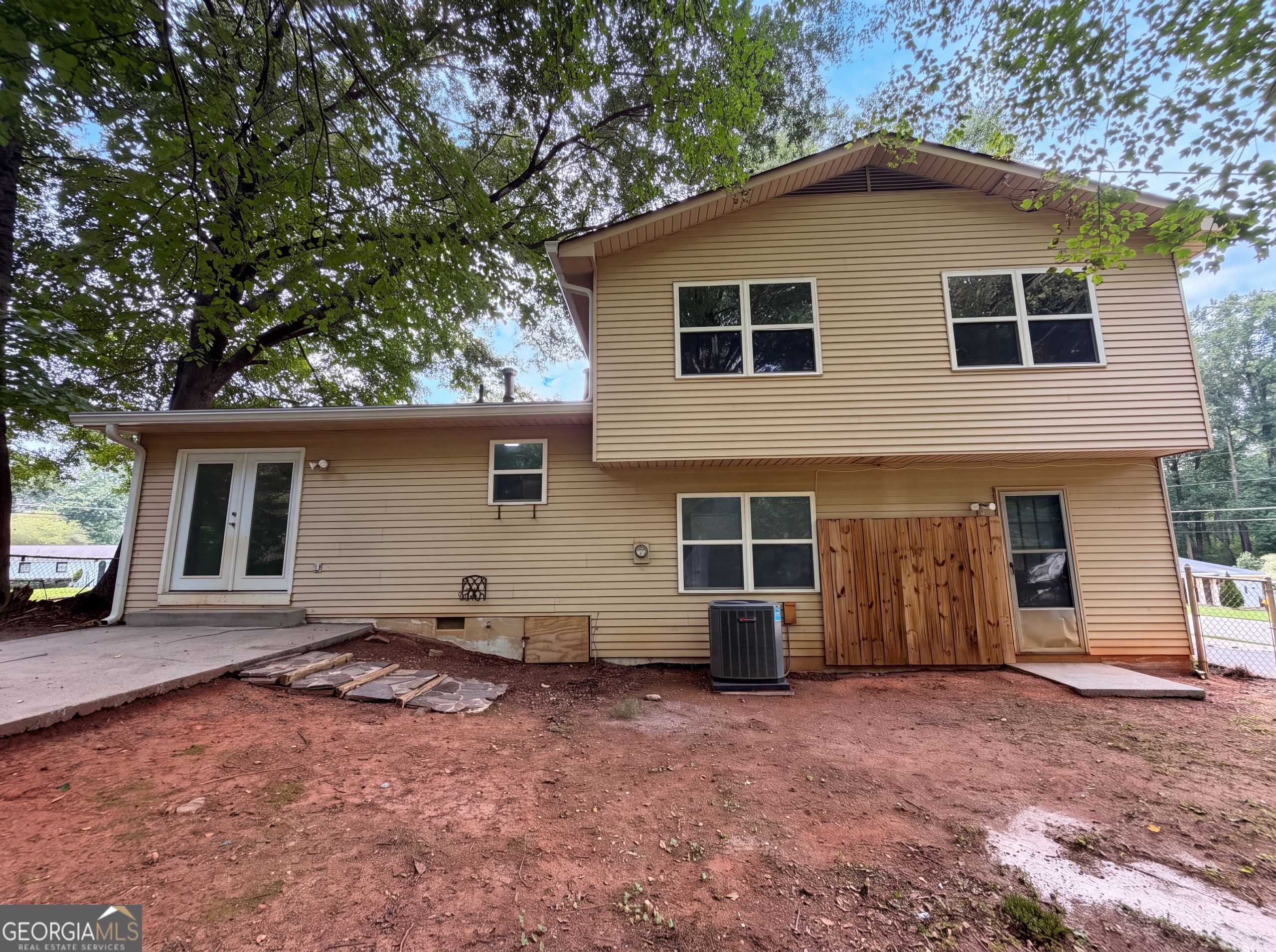 3691 Lavilla Drive Property Photo 5