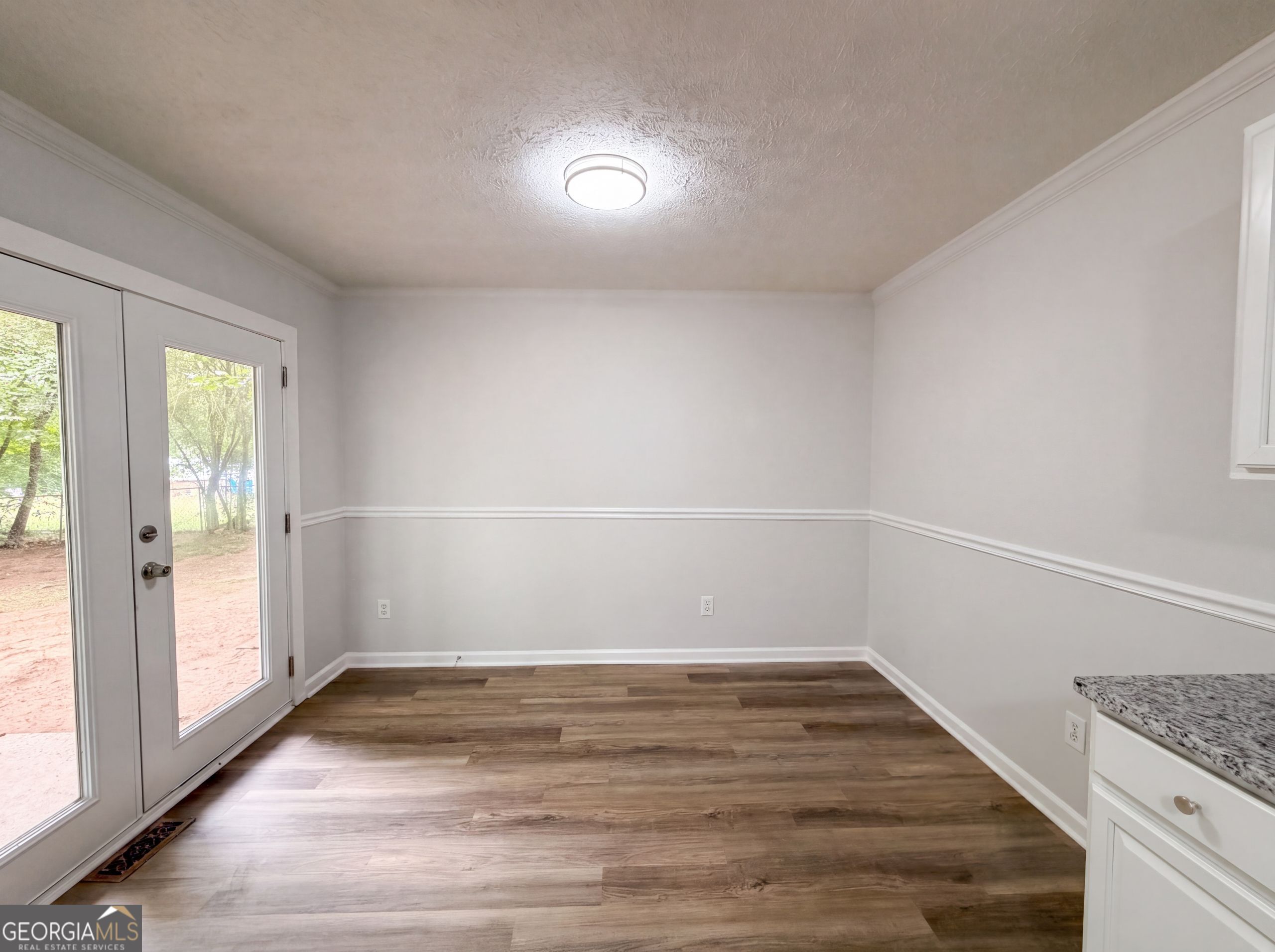 3691 Lavilla Drive Property Photo 8