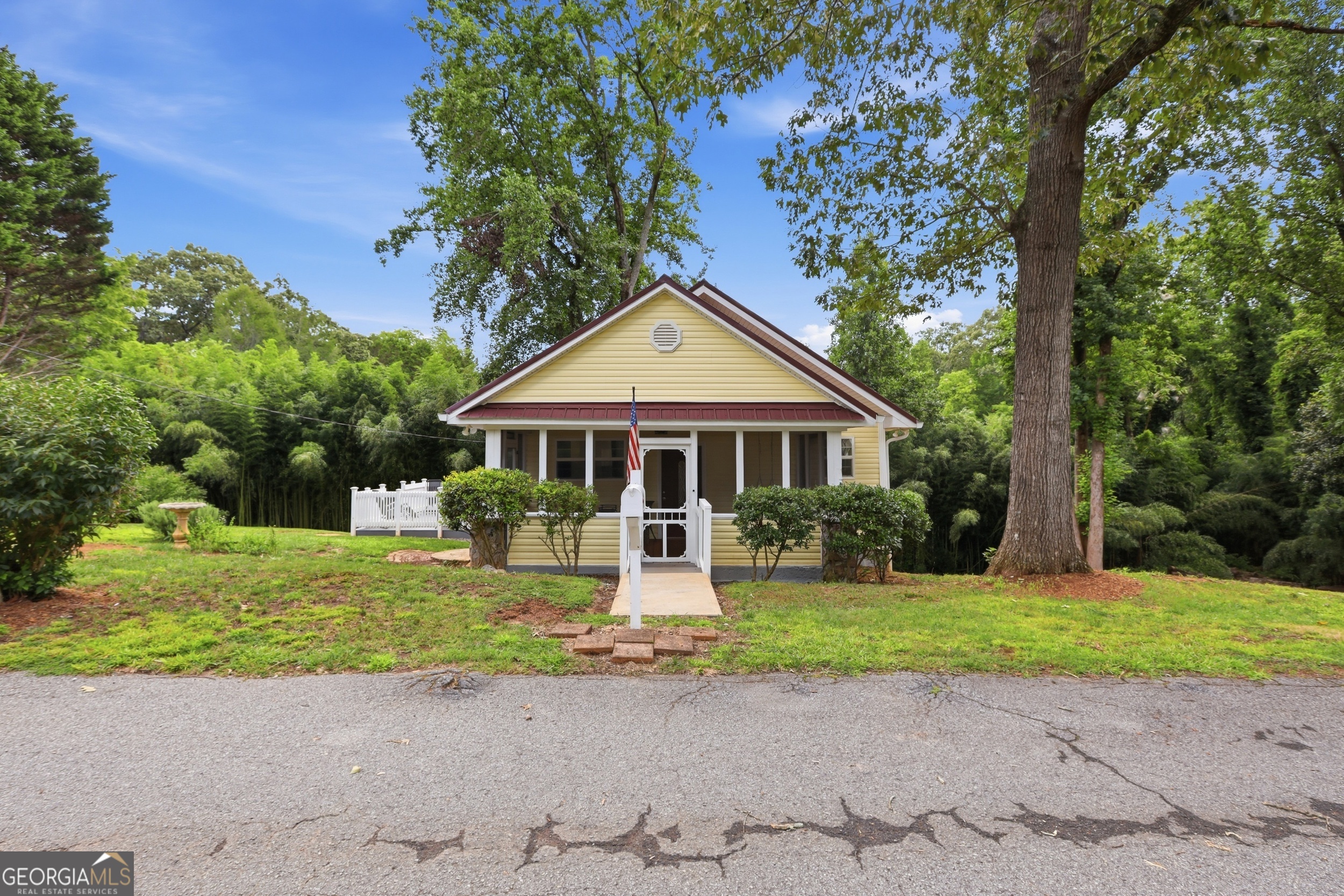 407 Cedar Avenue Property Photo 1