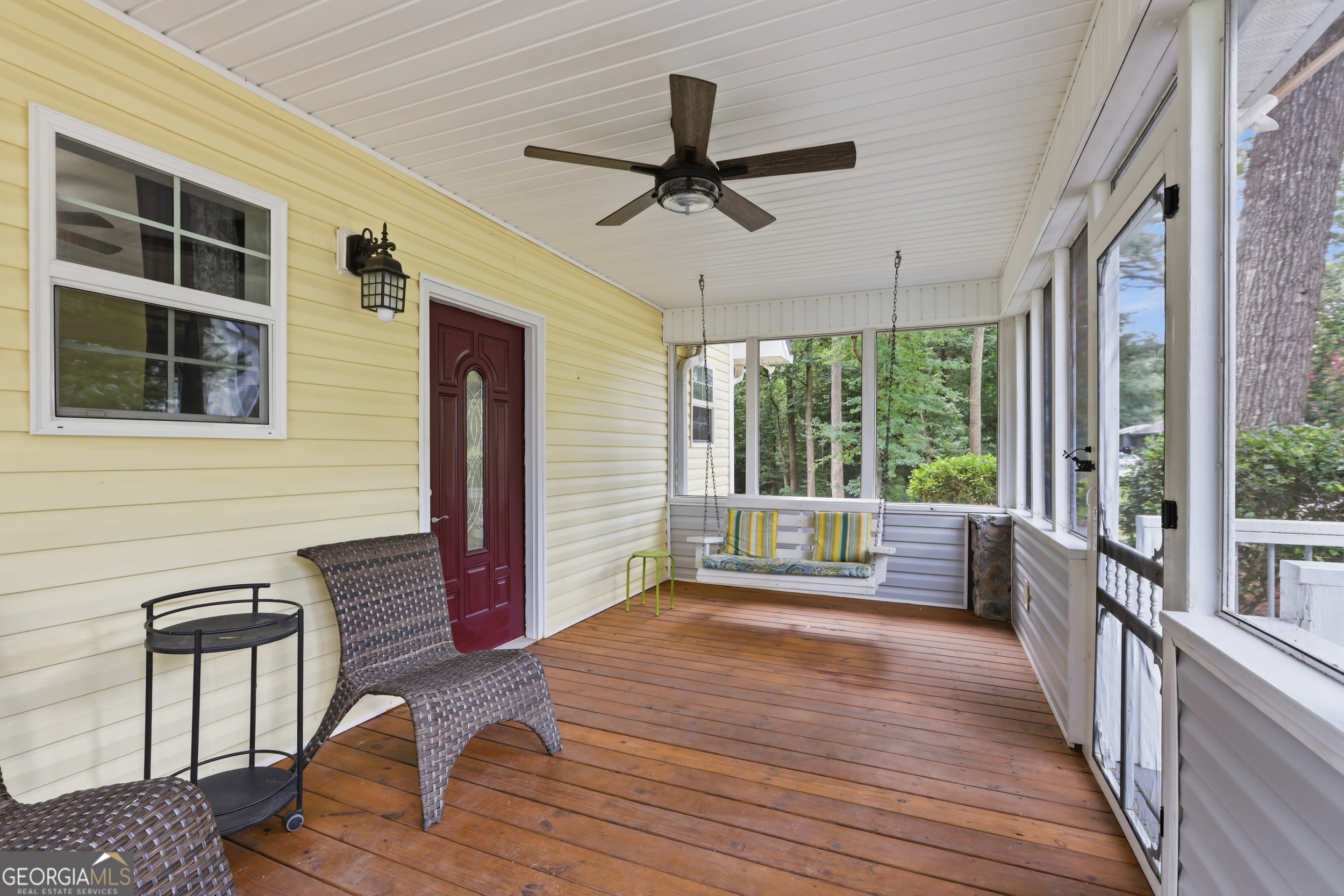 407 Cedar Avenue Property Photo 4