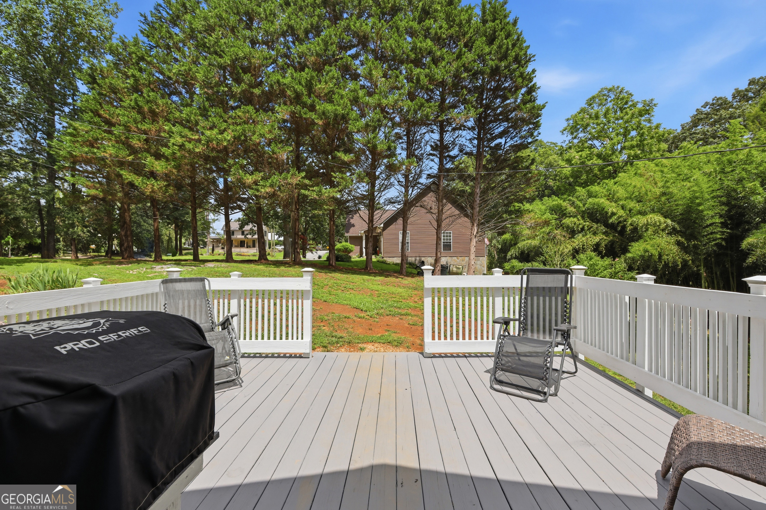 407 Cedar Avenue Property Photo 11