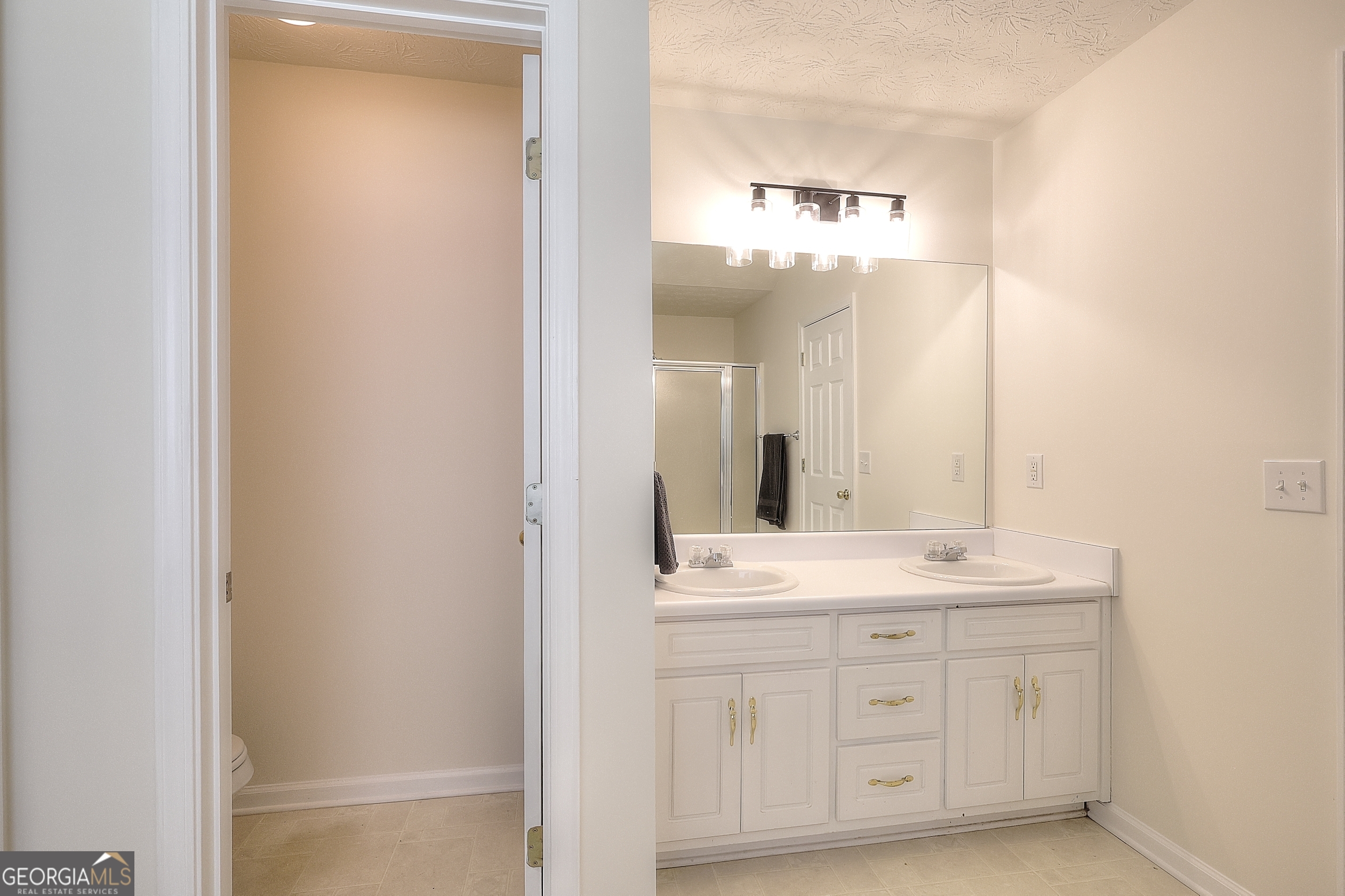 520 Ansley Forest Drive Property Photo 24