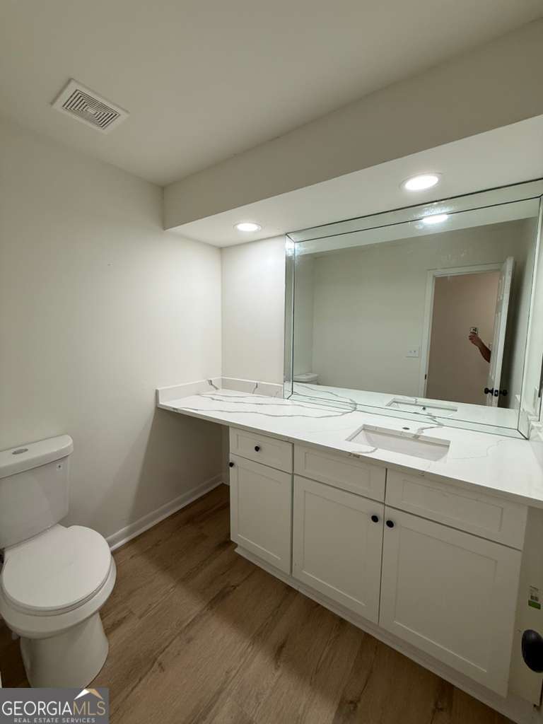 352 N Peak Drive Property Photo 2