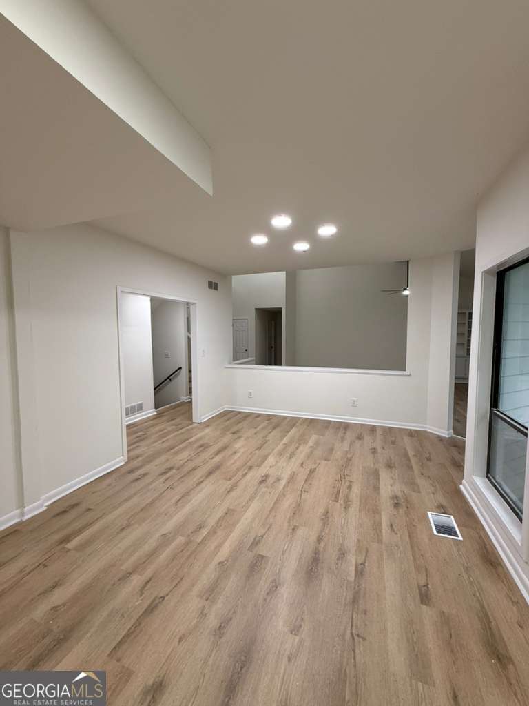 352 N Peak Drive Property Photo 6