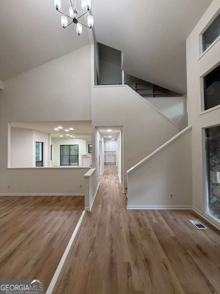 352 N Peak Drive Property Photo 16