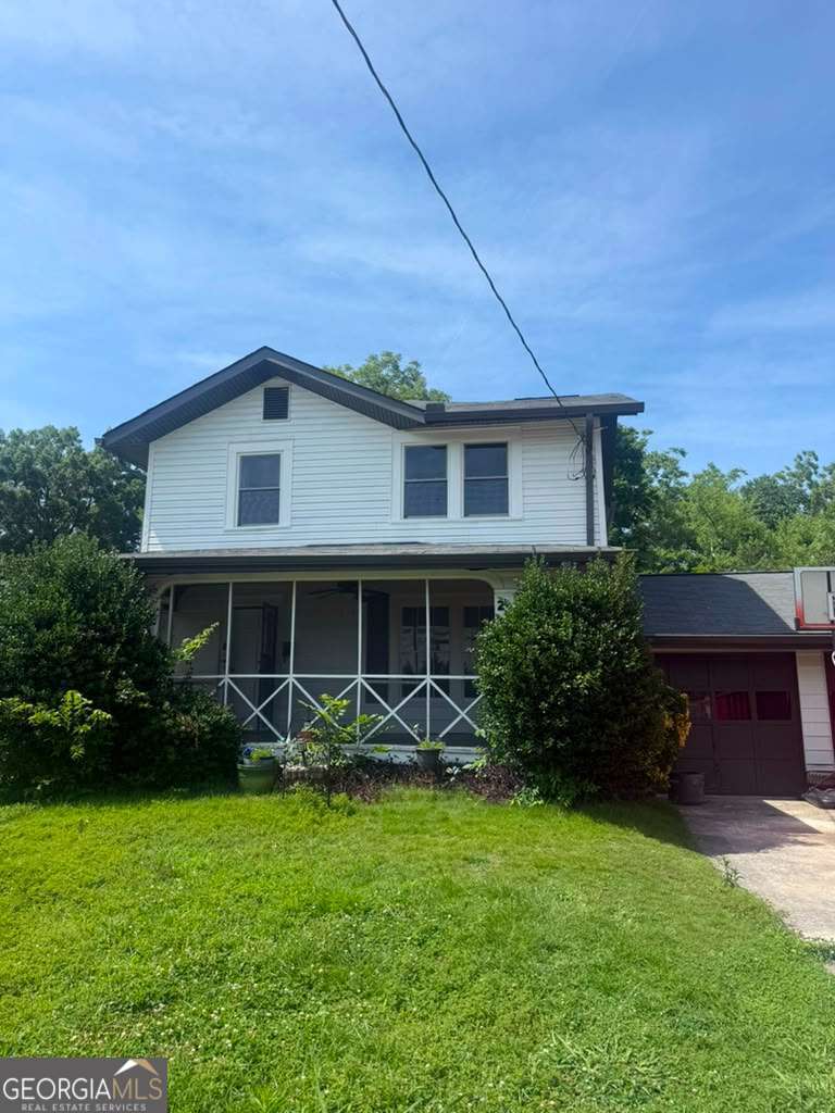 217 Montgomery Street NE