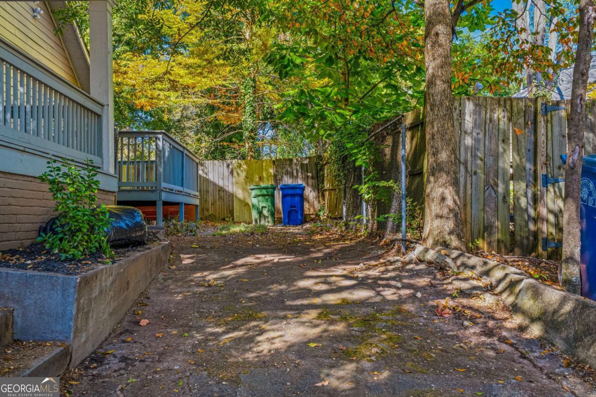673 Pearce Street Sw Property Photo 7