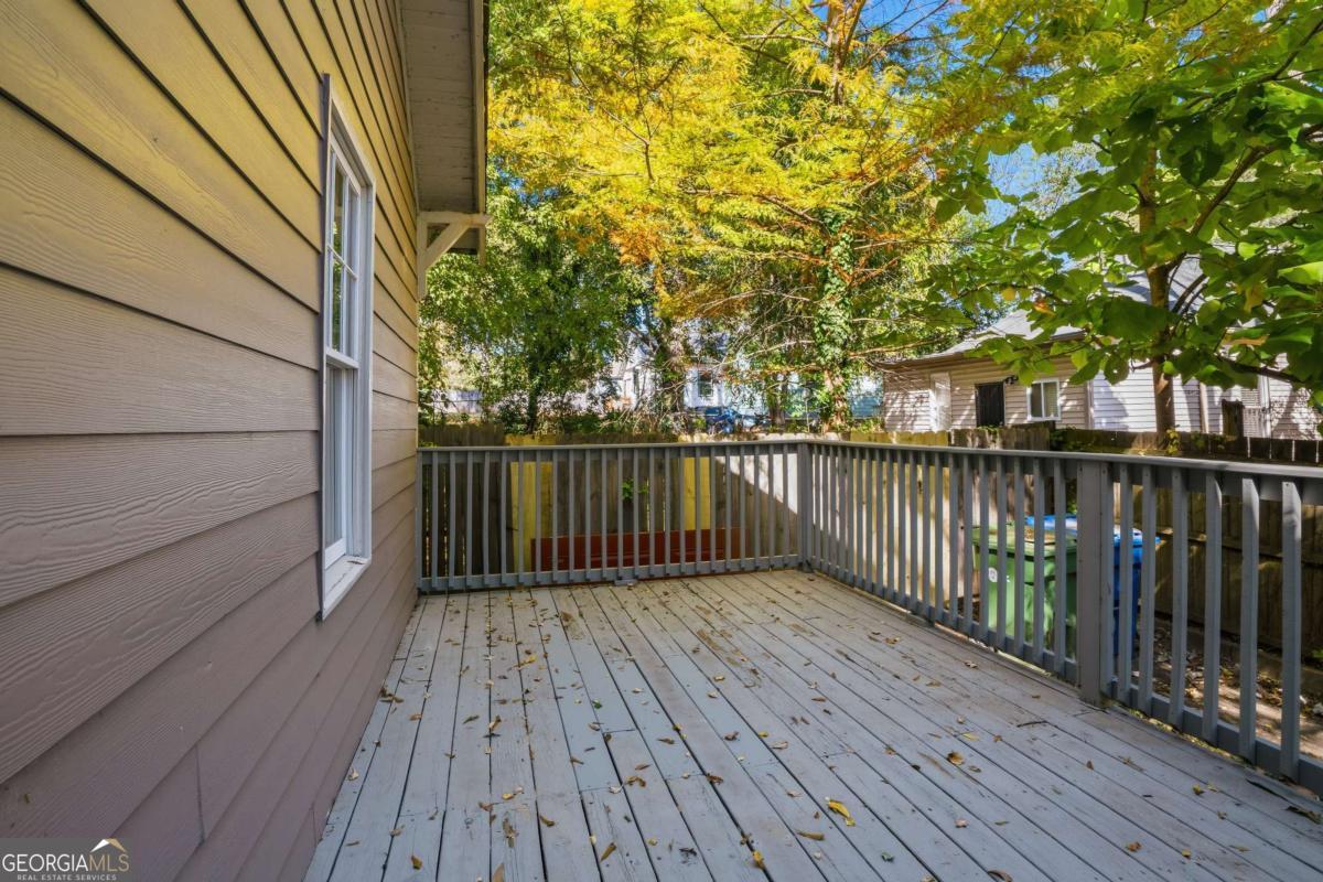 673 Pearce Street Sw Property Photo 8