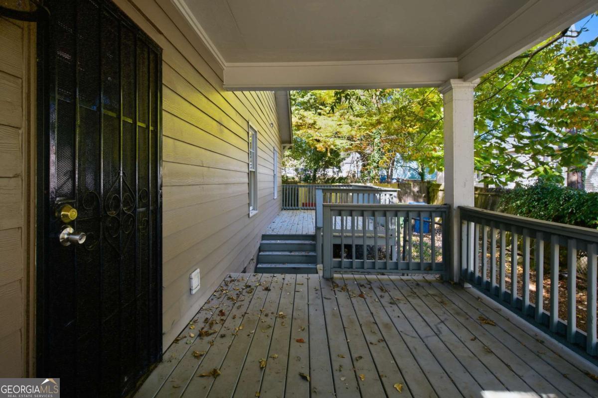 673 Pearce Street Sw Property Photo 9