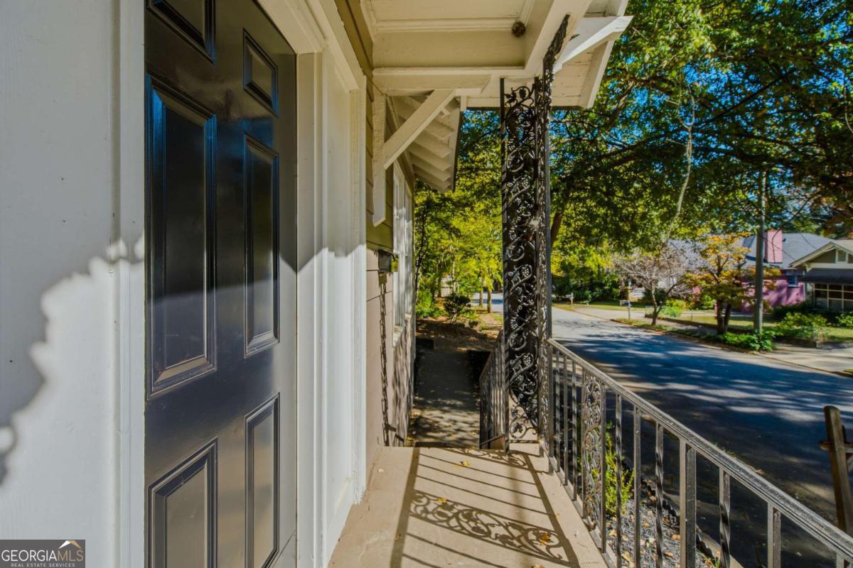 673 Pearce Street Sw Property Photo 11
