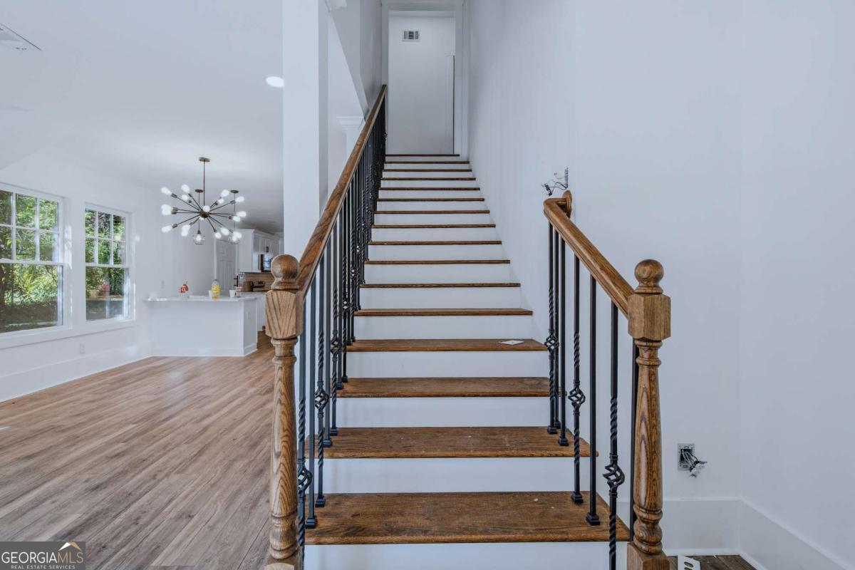 673 Pearce Street Sw Property Photo 14
